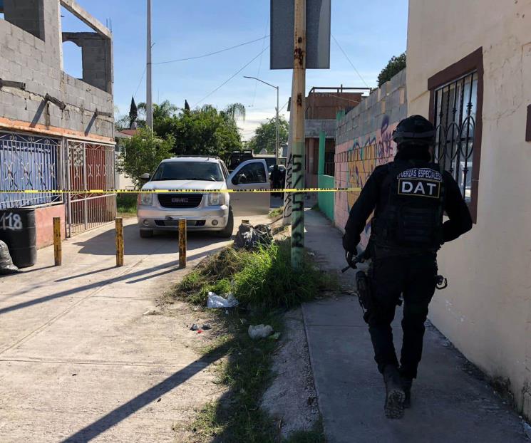 Alarma empistolado en Cadereyta