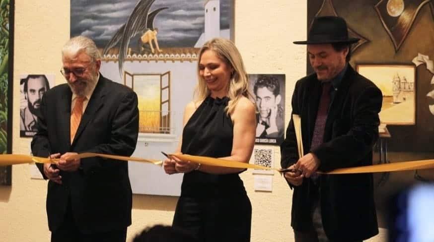 Llegan Libros y Noche a la Biblioteca Universitaria Llegan Libros y Noche a la Biblioteca Universitaria