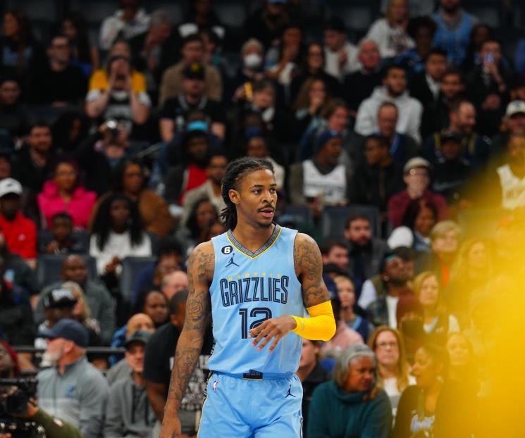 Humilla Memphis a Milwaukee en la NBA