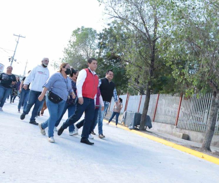 Amplía Paco programa de pavimentación en diversas colonias