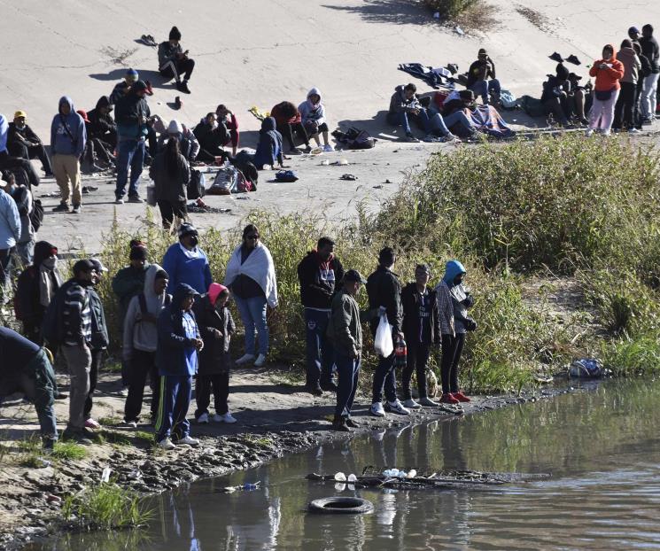 Con o sin título 42, seguirá expulsión de migrantes Con o sin título 42, seguirá expulsión de migrantes