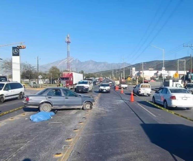 Accidente en García deja un muerto y cuatro heridos