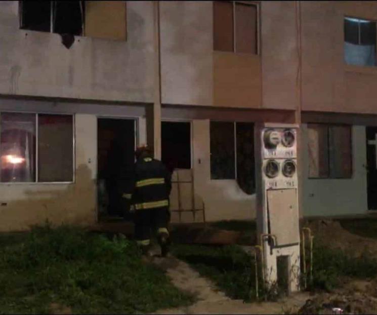 Investigan incendio en Cadereyta