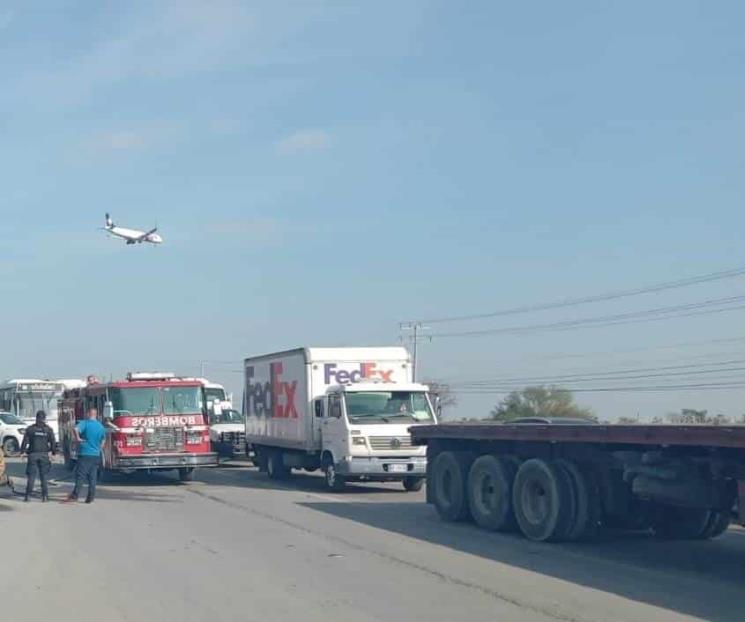 Chocan en Pesquería; hay dos heridos