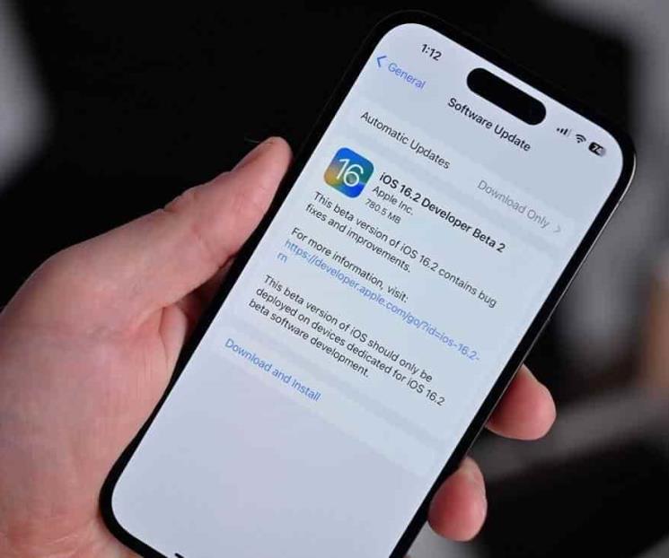 Permitirá Apple descargar apps que no sean de su tienda