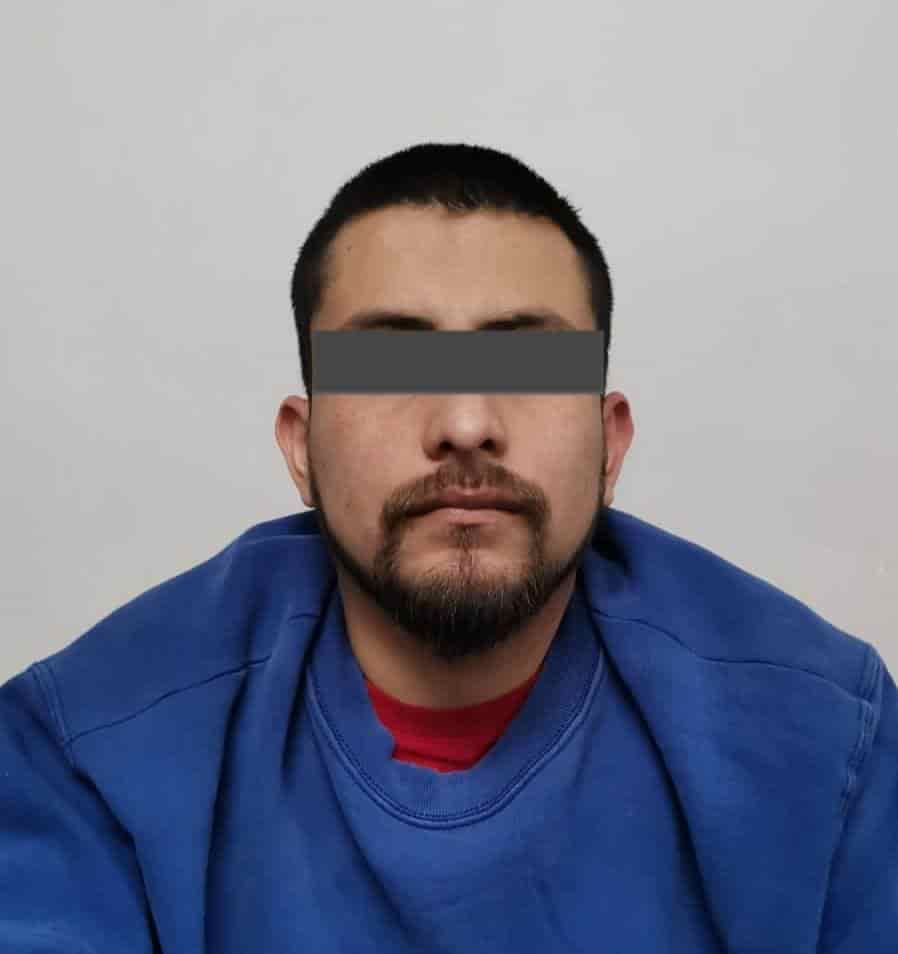 Un líder de un grupo de la delincuencia organizada fue detenido por agentes ministeriales a quién acusan de ejecutará a una persona y lesionar a otra a balazos, en Montemorelos