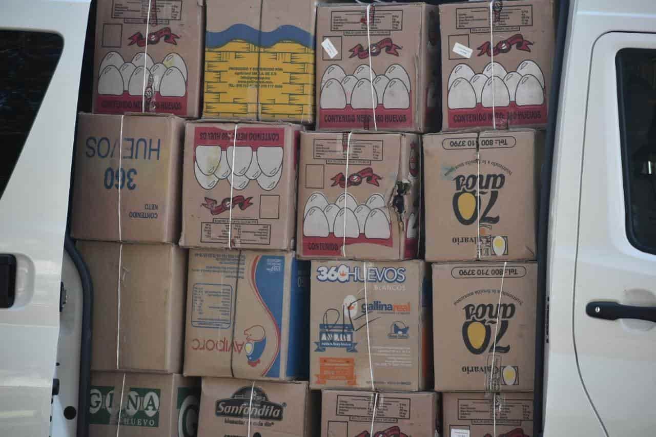 Alrededor de cinco toneladas fue la pirotecnia encontrada el lunes en dos camionetas estacionada frente a una bodega en la Colonia Madero