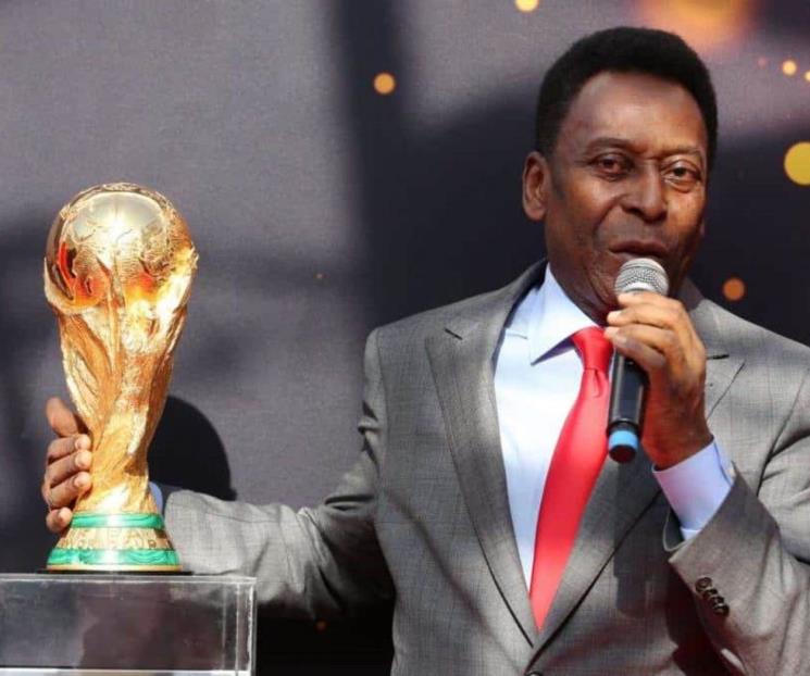 Se vuelve a complicar la salud de Pelé