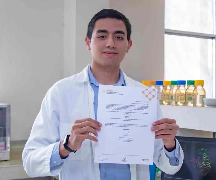 Desarrolla estudiante de UANL vacuna contra el dengue Desarrolla estudiante de UANL vacuna contra el dengue