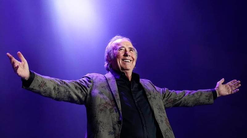 Ofrece Serrat su último concierto