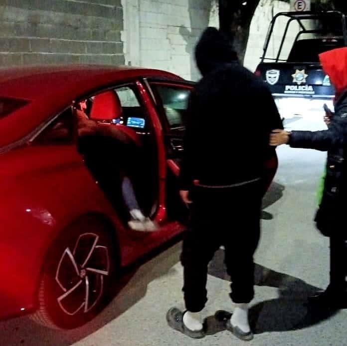 Localizan a hombre extraviado con ayuda de policía