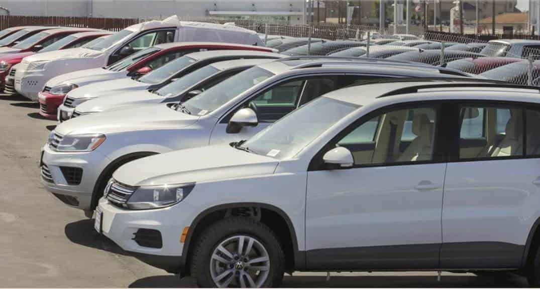 Informalidad, falta de opciones frenan créditos automotrices