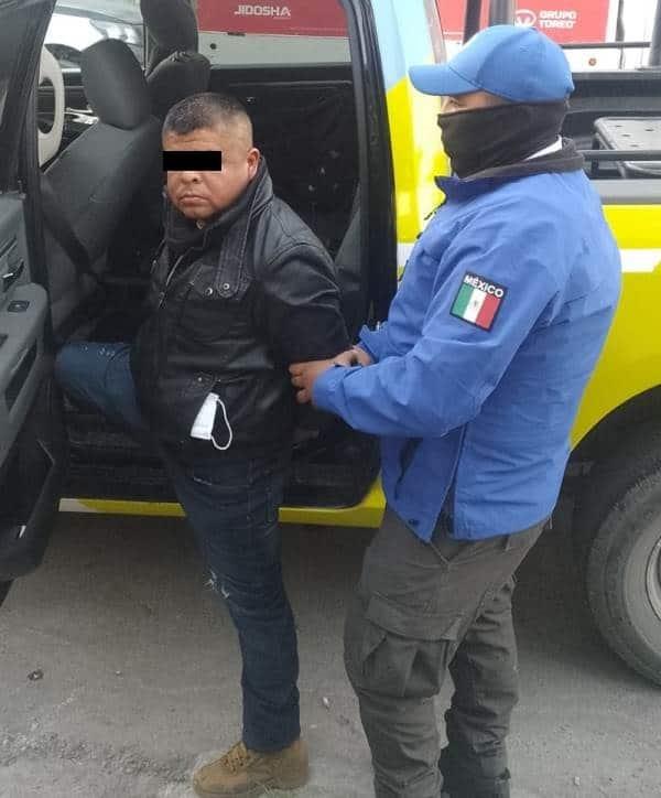 Golpea a su esposa; lo detienen