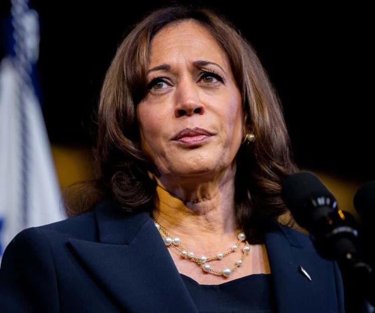 Dejan a migrantes frente a la casa de Kamala Harris Dejan a migrantes frente a la casa de Kamala Harris