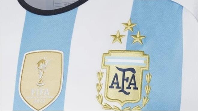 Se agota jersey de Argentina con las tres estrellas Se agota jersey de Argentina con las tres estrellas