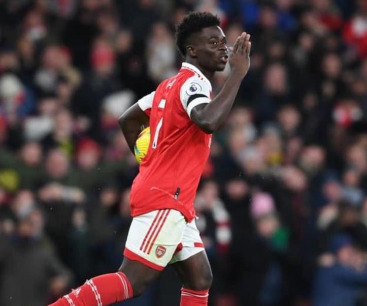 Vence Arsenal al West Ham y sigue de líder