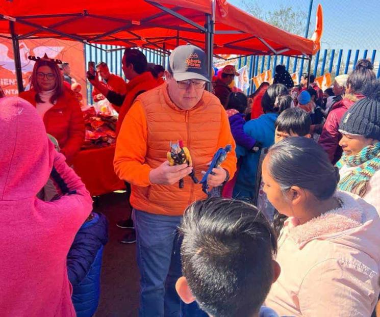 Lleva Movimiento Ciudadano regalos a niños de SC Lleva Movimiento Ciudadano regalos a niños de SC