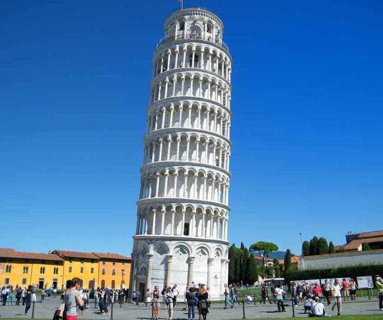 La Torre de Pisa se está enderezando