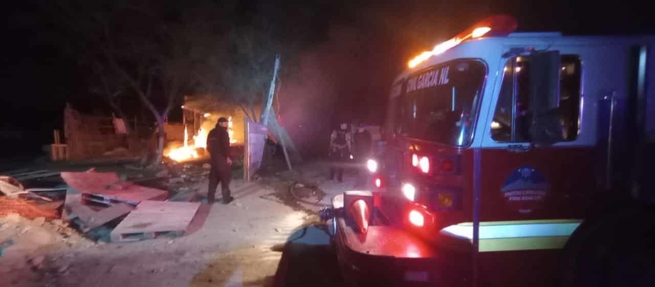 Consume fuego tejaban en García Consume fuego tejaban en García