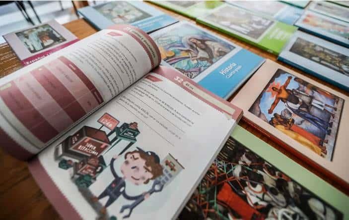 Alistan nuevos contenidos en libros de texto Alistan nuevos contenidos en libros de texto