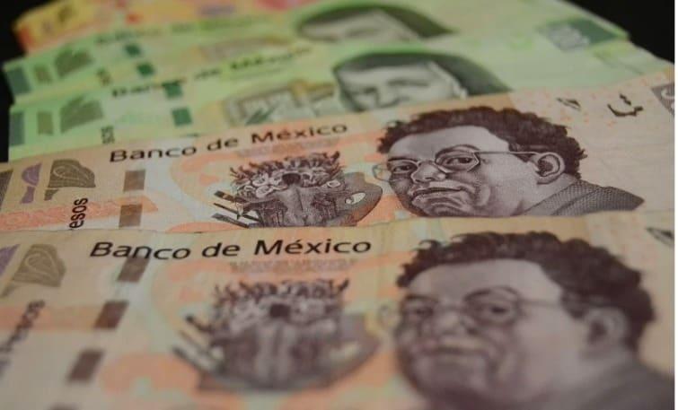 El peso, la moneda más ganadora del año