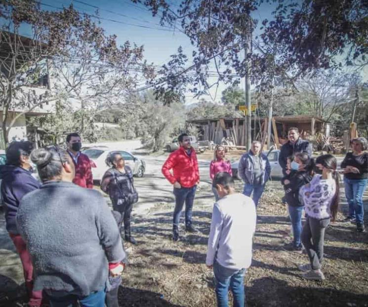 Recorre De la Peña la Cieneguilla y dialoga con vecinos Recorre De la Peña la Cieneguilla y dialoga con vecinos