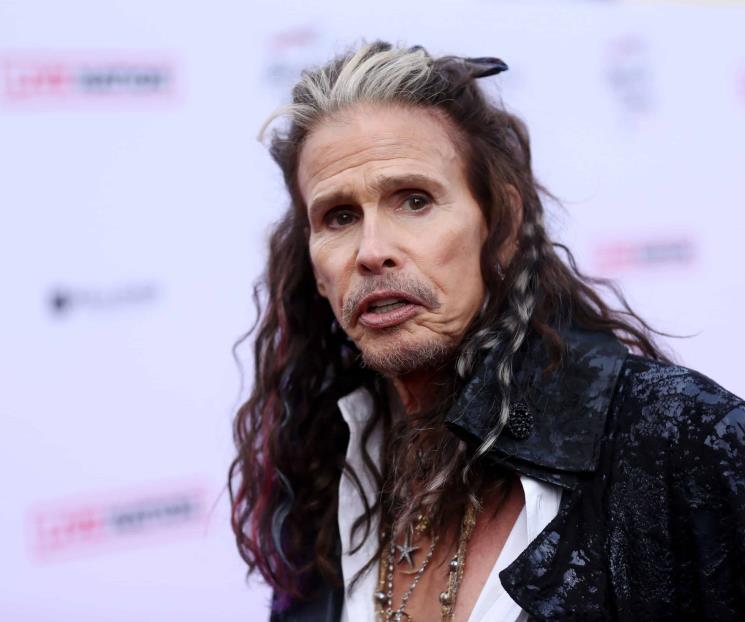 Steven Tyler es acusado de abuso a una menor de edad
