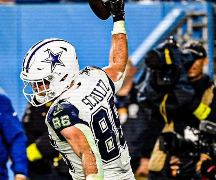 Vaqueros hunden más a Titanes