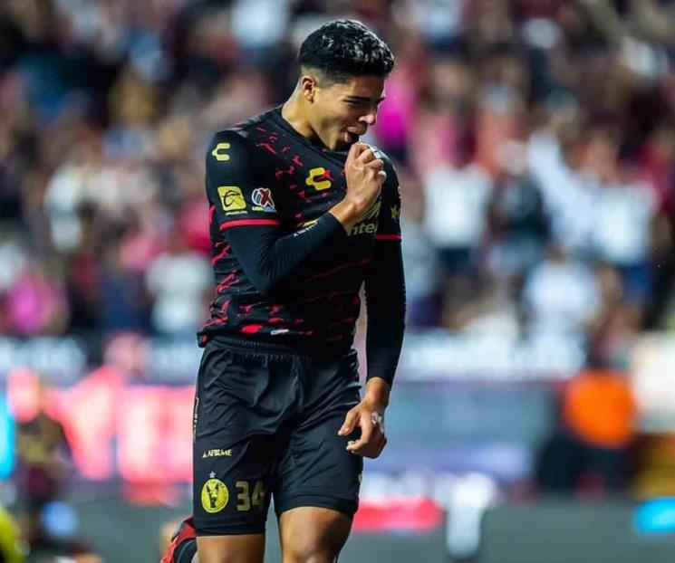 Aumentan opciones para reforzar la defensa de Rayados Aumentan opciones para reforzar la defensa de Rayados