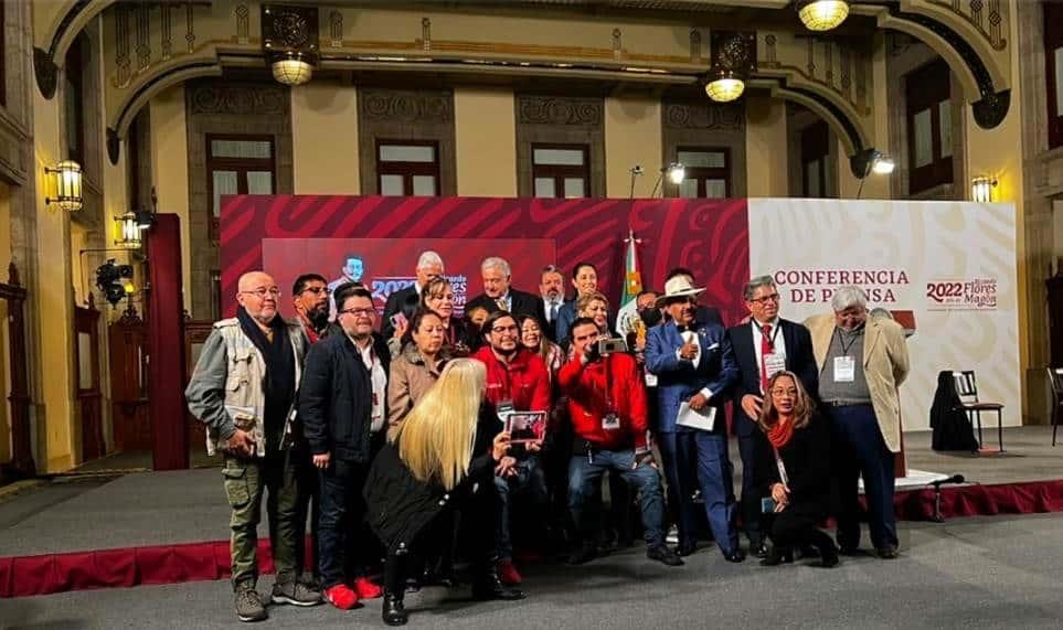 No tenemos periodistas alquilados, comprados: AMLO