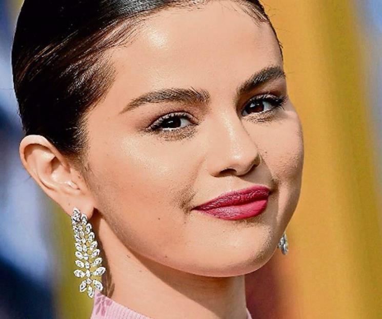 Captan a Selena Gomez en Los Cabos