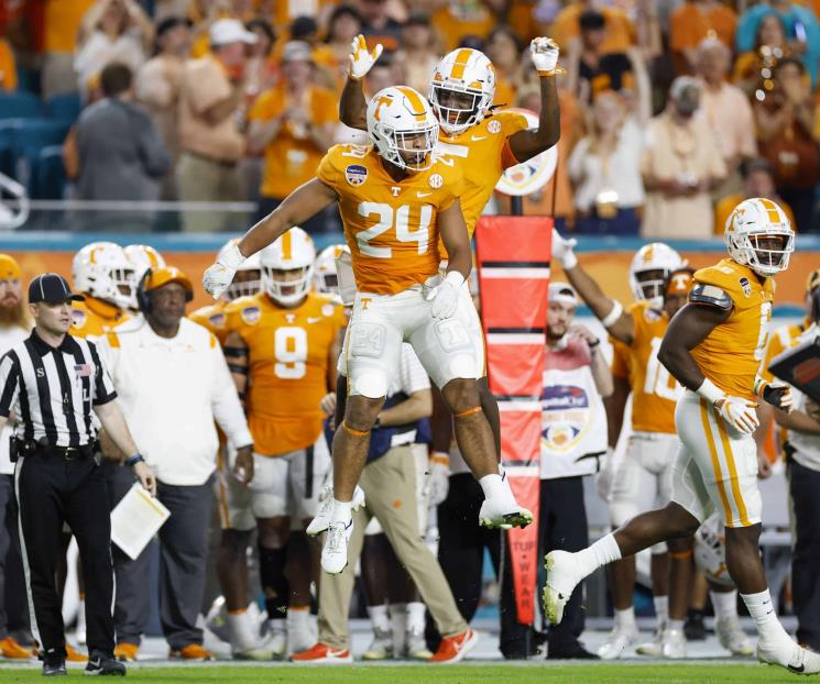 Se coronan los Vols en el Orange Bowl Se coronan los Vols en el Orange Bowl