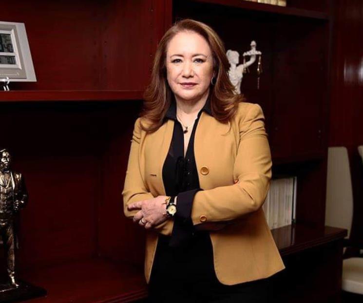 UNAM ve evidente plagio en caso Yasmin Esquivel