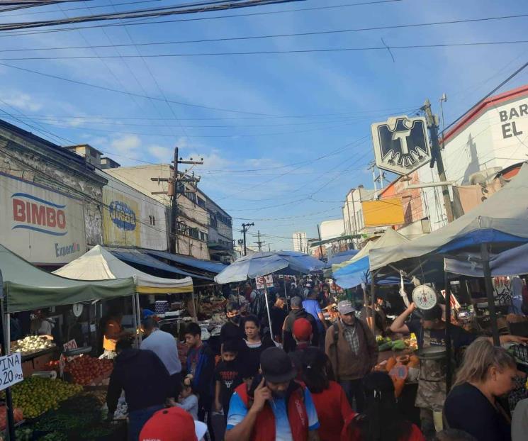 Abarrotan regios Mesón Estrella con todo y alza de precios