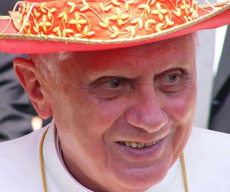 Fallece Benedicto XVI