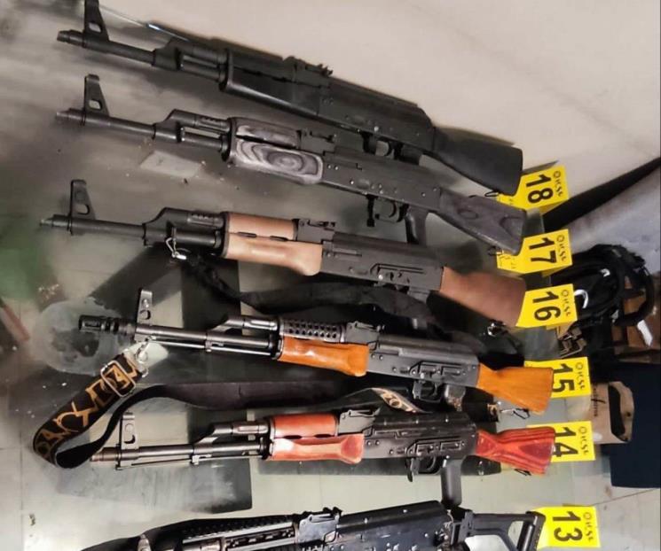 Decomisan armas y droga en San Nicolás