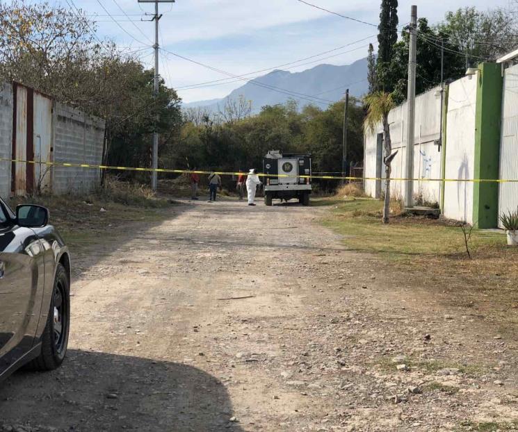 Hallan un ejecutado en baldío de Juárez Hallan un ejecutado en baldío de Juárez