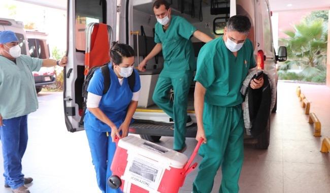 Realizan primer trasplante bipulmonar en el IMSS Realizan primer trasplante bipulmonar en el IMSS