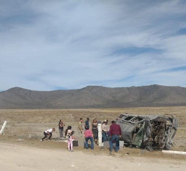 Deja volcadura 4 lesionados en Galeana Deja volcadura 4 lesionados en Galeana