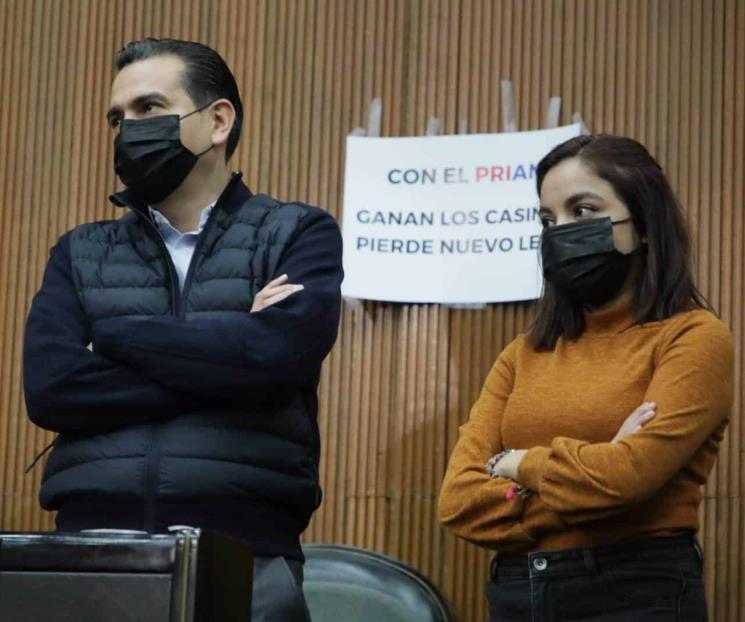 Acusan a Arturo Salinas de apoyar al PRIAN por conveniencia Acusan a Arturo Salinas de apoyar al PRIAN por conveniencia