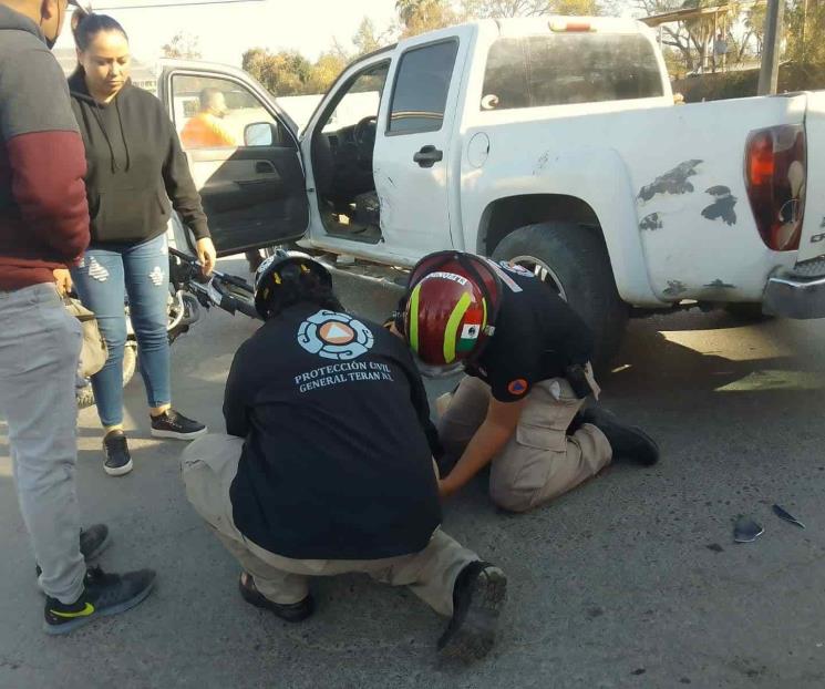 Resulta motociclista herido en choque Resulta motociclista herido en choque