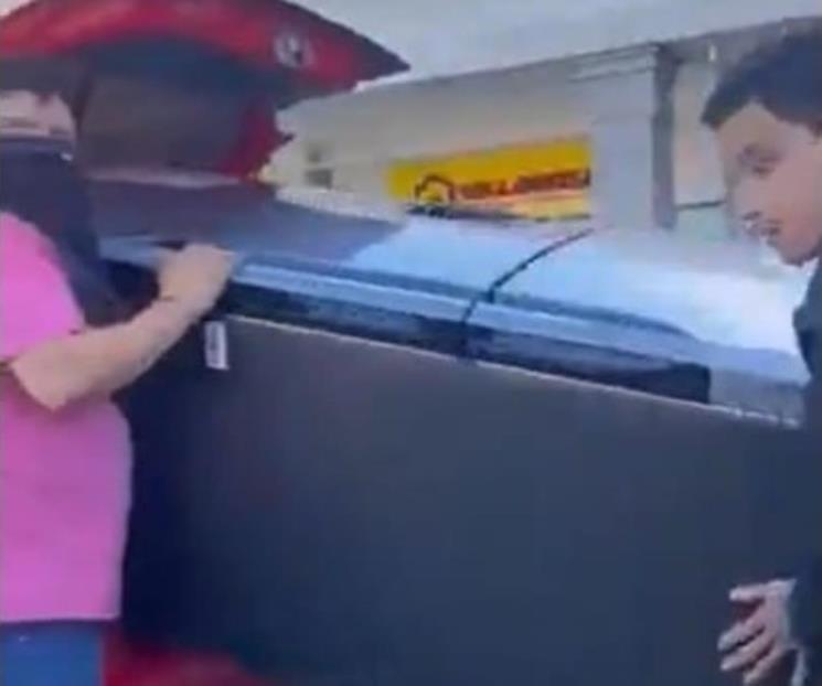 Reportan saqueos en Culiacán tras detención de Ovidio Guzmán Reportan saqueos en Culiacán tras detención de Ovidio Guzmán