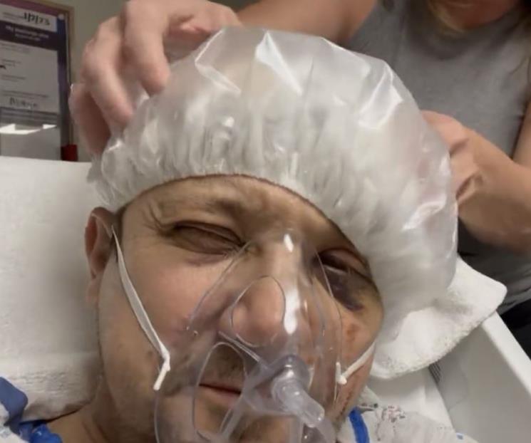 Comparte Jeremy Renner nuevo video; muestra mejoría Comparte Jeremy Renner nuevo video; muestra mejoría