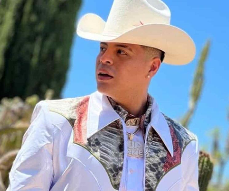 Cuando Eduin Caz entonó El Ratón, canción para Ovidio Guzmán