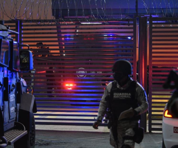 Trasladan a “El Ratón” al penal del Altiplano Trasladan a “El Ratón” al penal del Altiplano