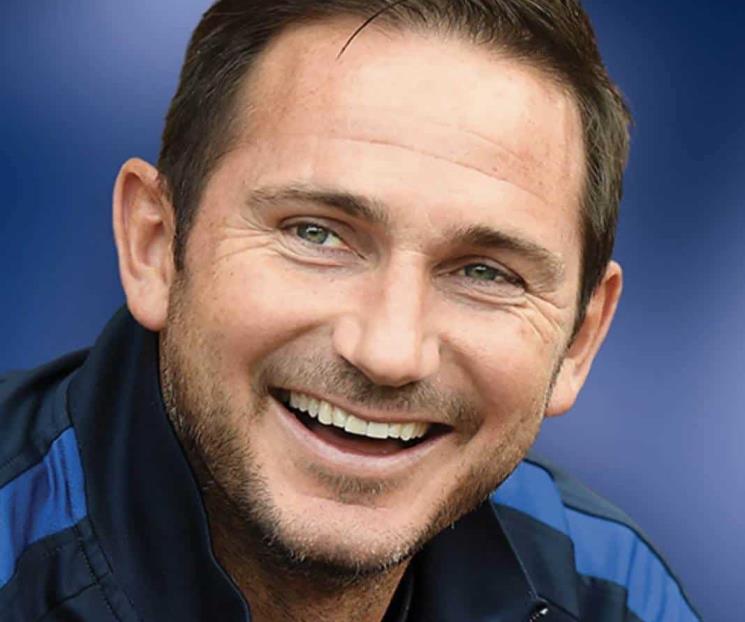 Investigan cantos homofóbicos hacia Lampard Investigan cantos homofóbicos hacia Lampard