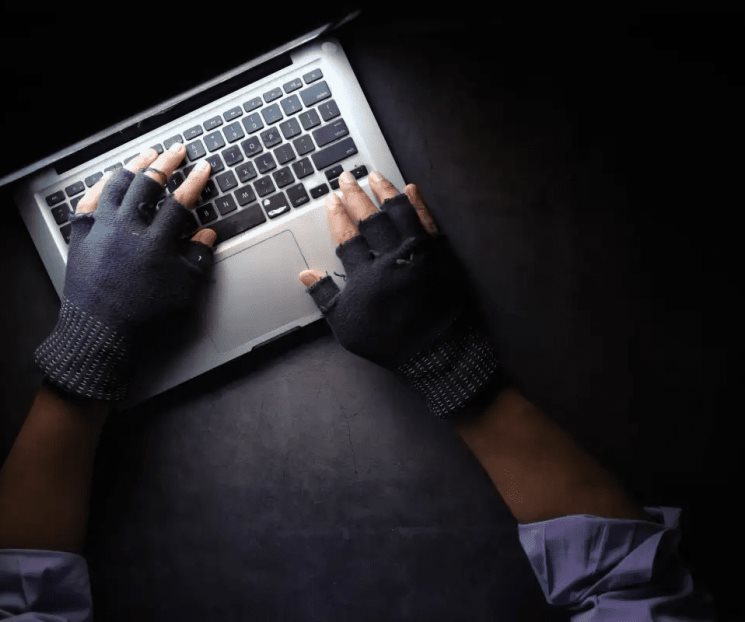 Filtran e-mail de más de 200 millones de cuentas de Twitter Filtran e-mail de más de 200 millones de cuentas de Twitter