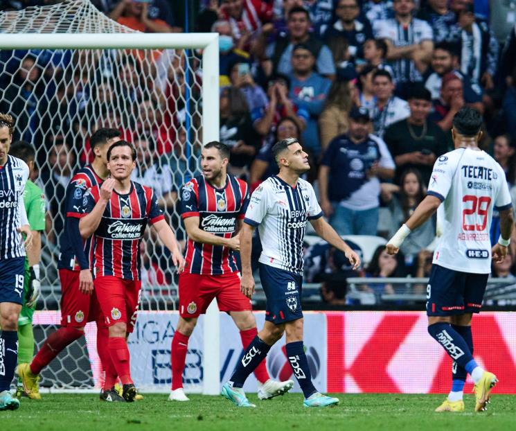 Tuvimos casta: Paunovic Tuvimos casta: Paunovic