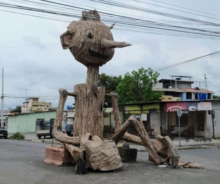 Crean Pinocho gigante en Ecuador Crean Pinocho gigante en Ecuador