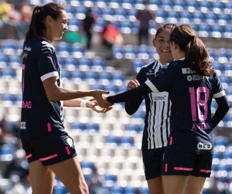 Debutan Rayadas con victoria en el semestre Debutan Rayadas con victoria en el semestre